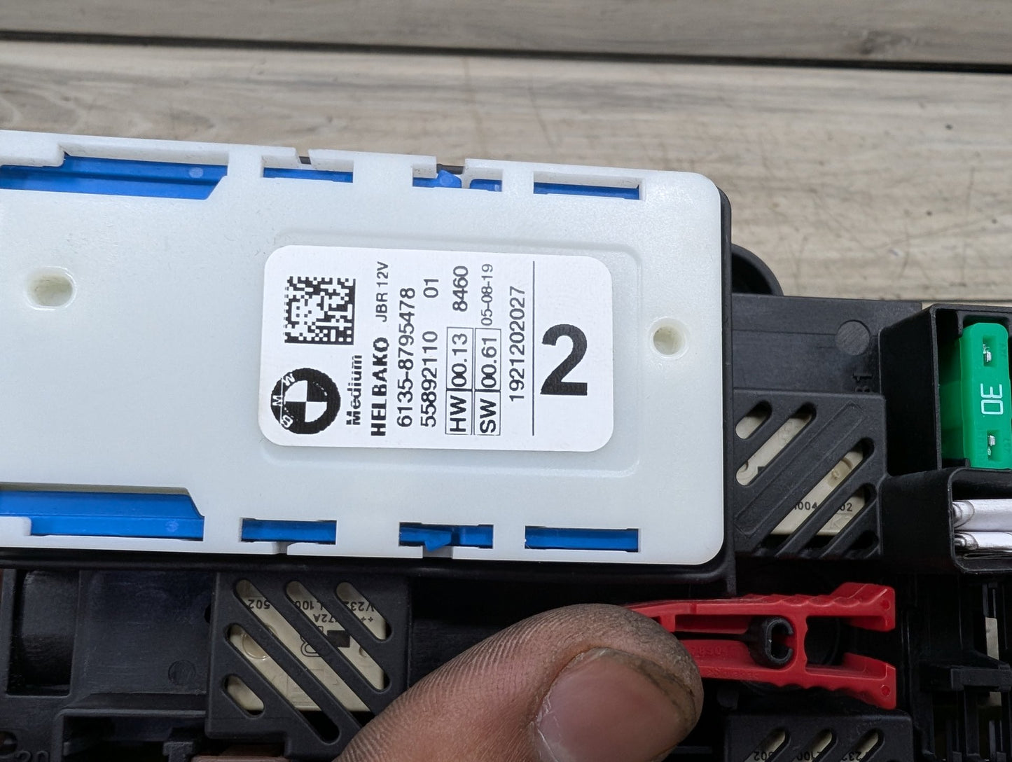 2018 - 2024 BMW X3 G01 Rear Power Distribution Fuse Box 8736250 B58B30O1