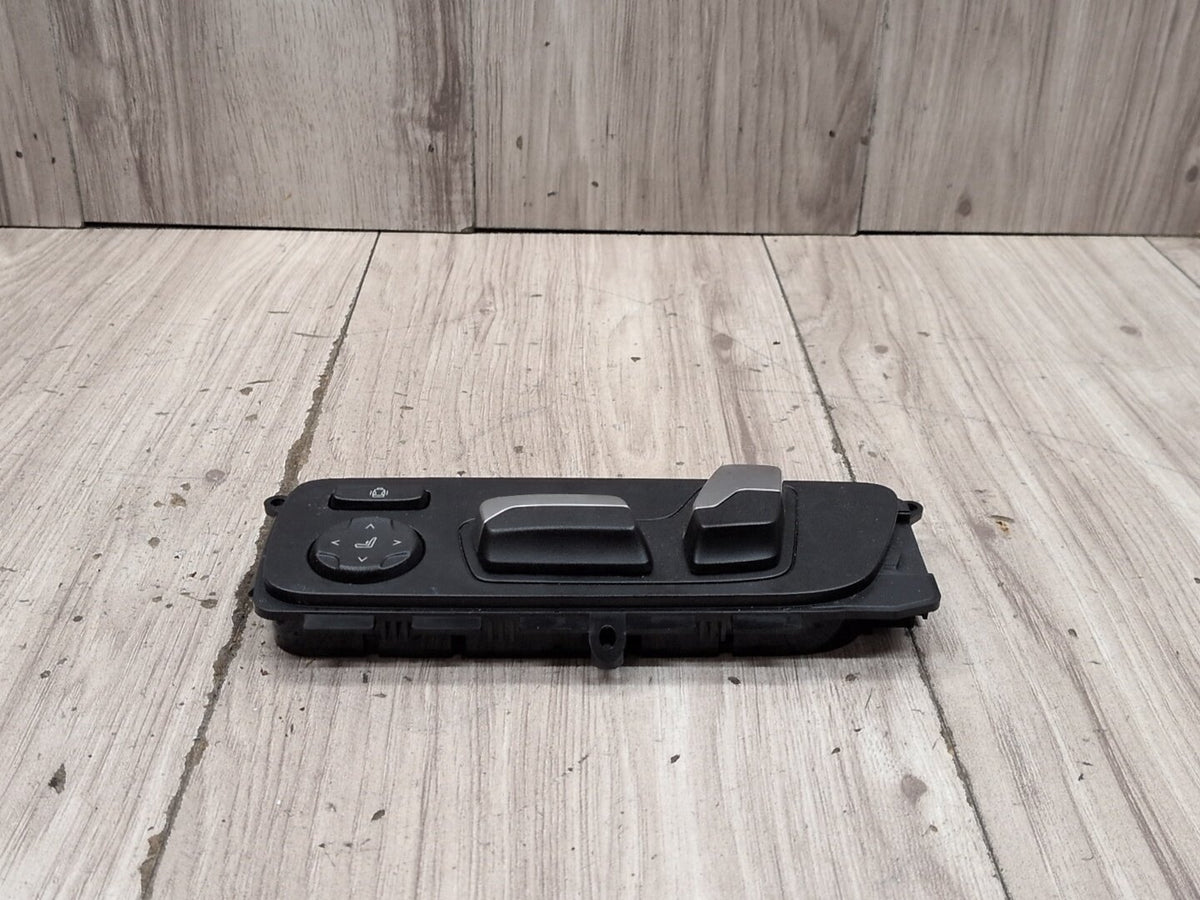 2019-2026 BMW M340i G20 Front Left Driver Seat Control Switch 6826025 OEM