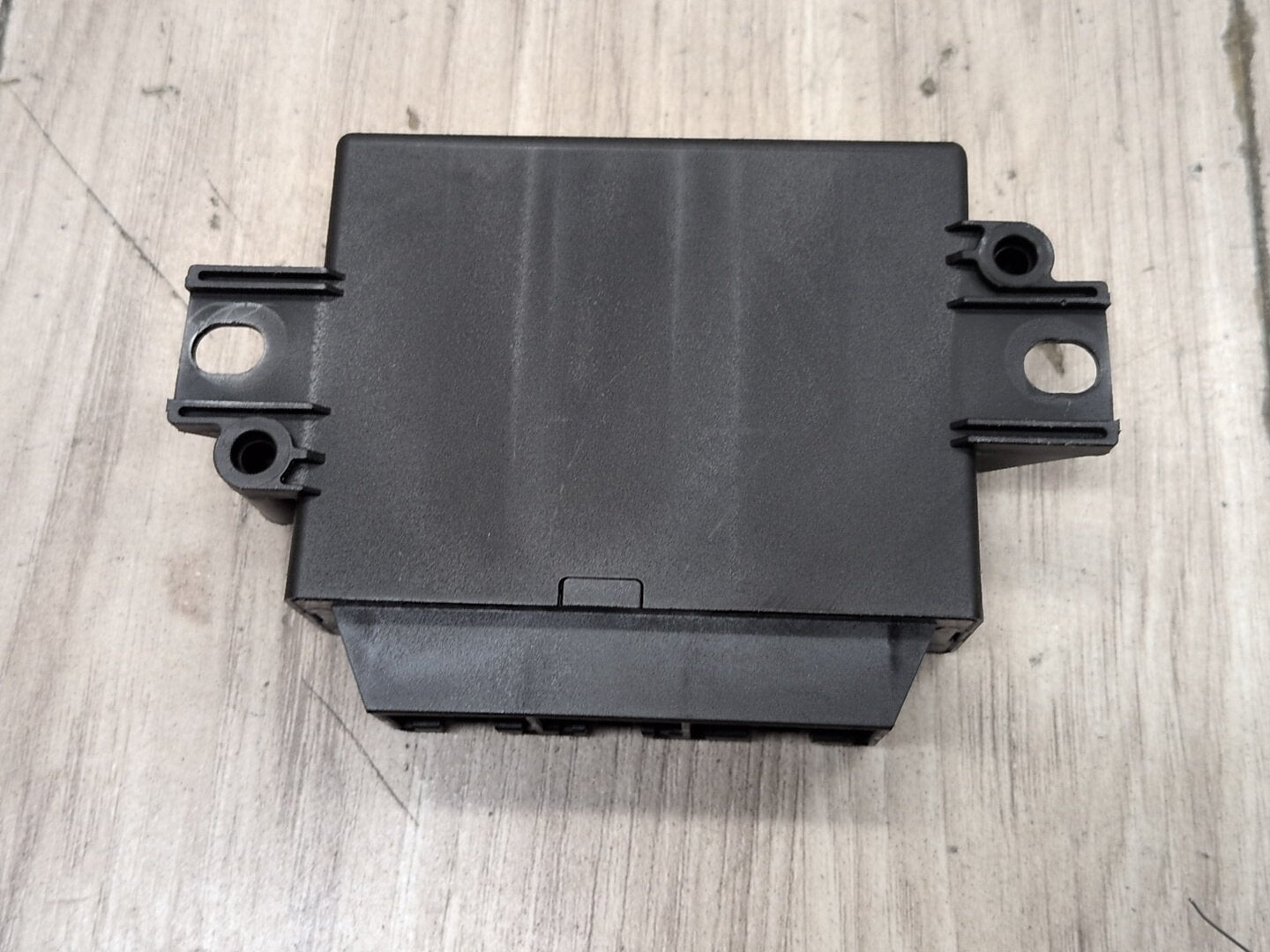 2015-2018 Audi Q3 8U PDC Park Assist Control Module 8X0919475AD