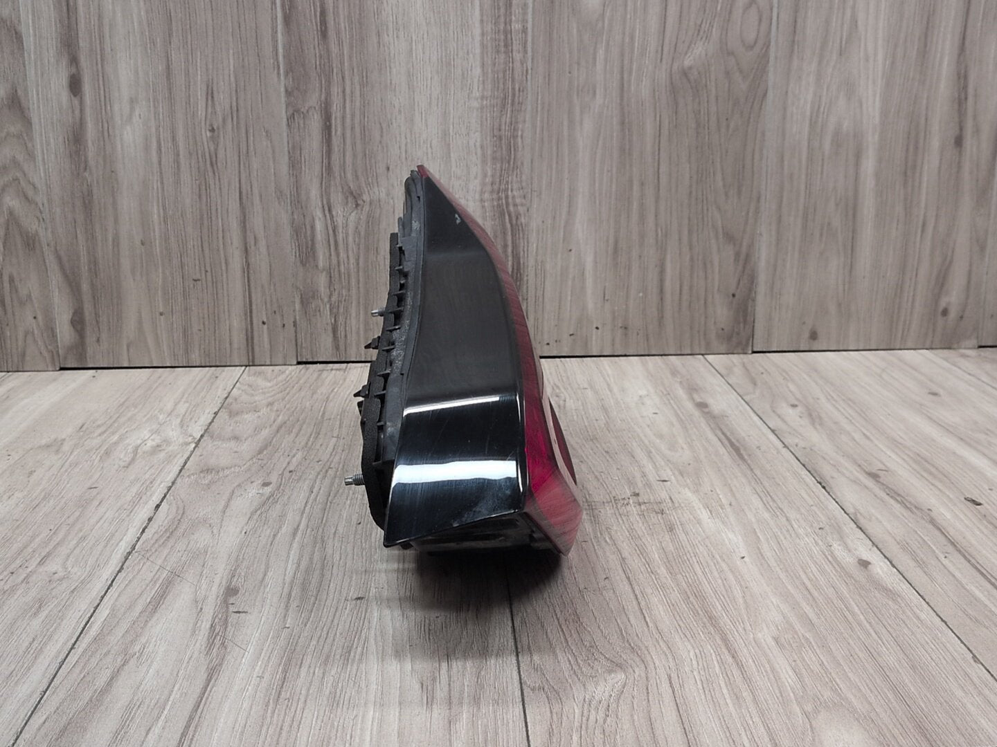 19-23 OEM BMW F95 G05 X5 X5M Rear Left Driver Inner Liftgate Stop Tail Light