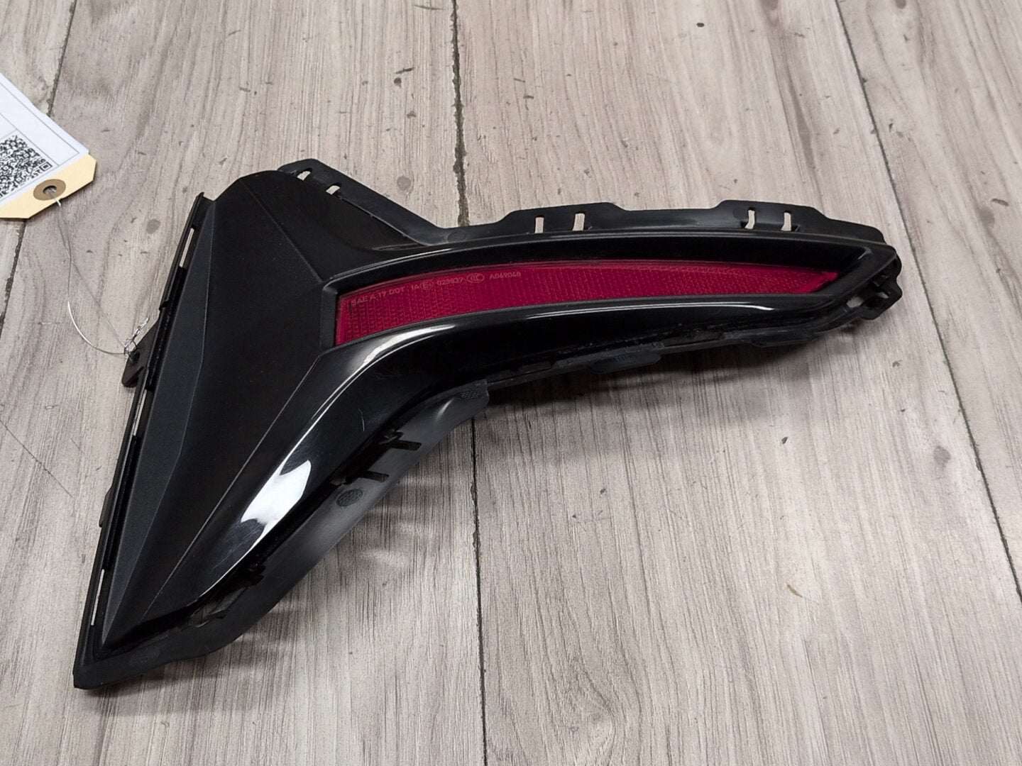 19-21 OEM BMW G20 330 Rear Bumper Left Drive Side Reflector Trim Cover