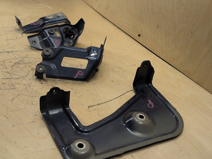 2019-2026 BMW X5 G05 Front Right Passenger Fender Brackets SET 7418218 OEM