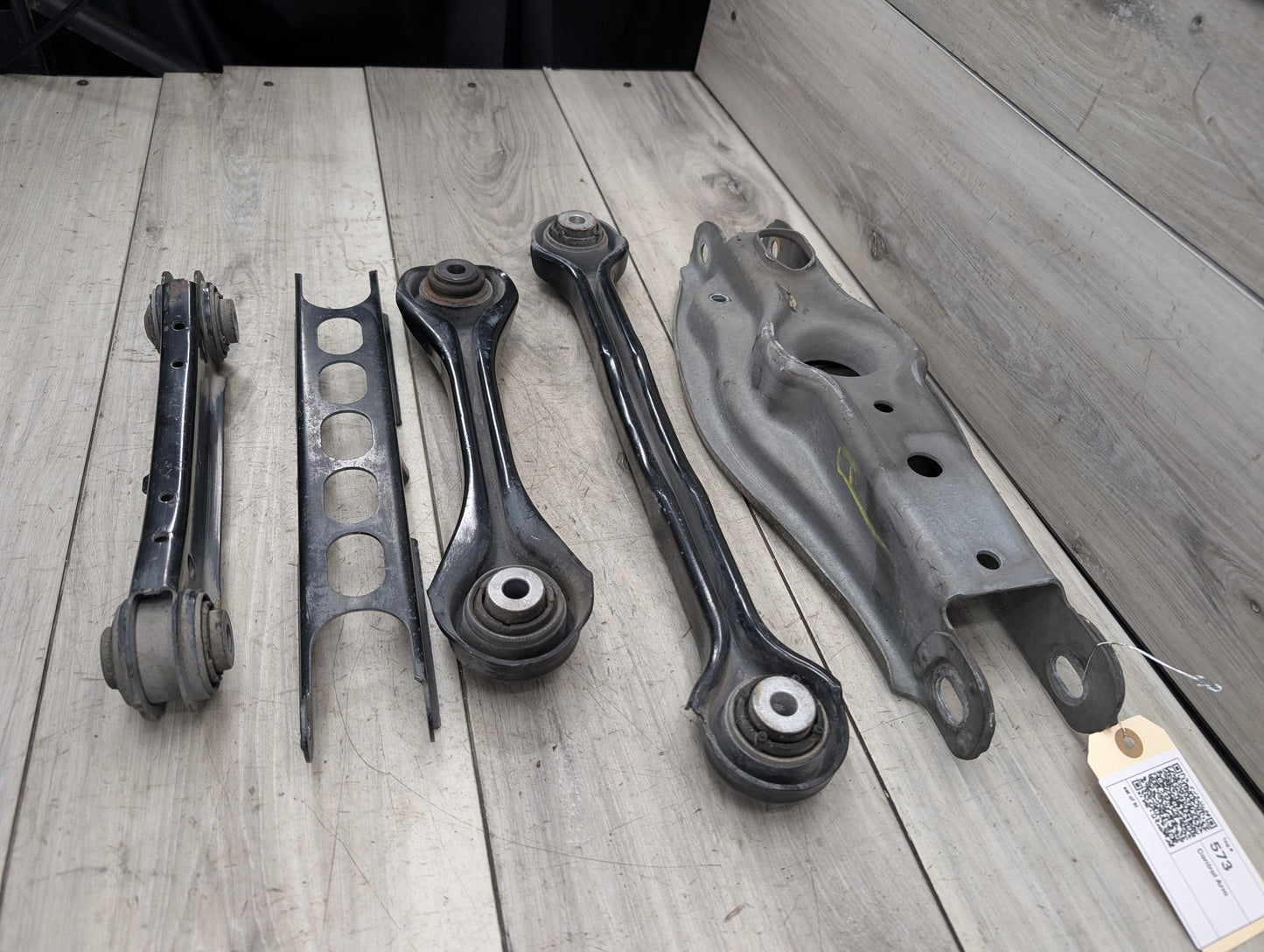 2007 - 2013 BMW 335i E93 Rear Right Passenger Control Arms SET 6784293 N54B30O0