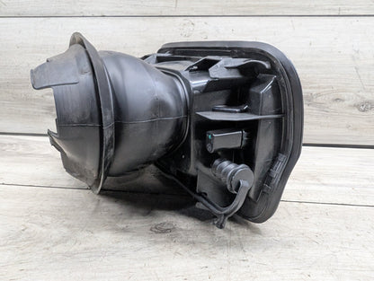 2014-2019 BMW 340 F34 Gas Cover Assembly 7278394