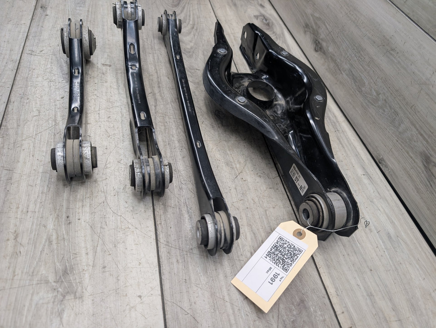 2021-2026 BMW 430i G22 Rear Left Driver Control Arms SET 6867541