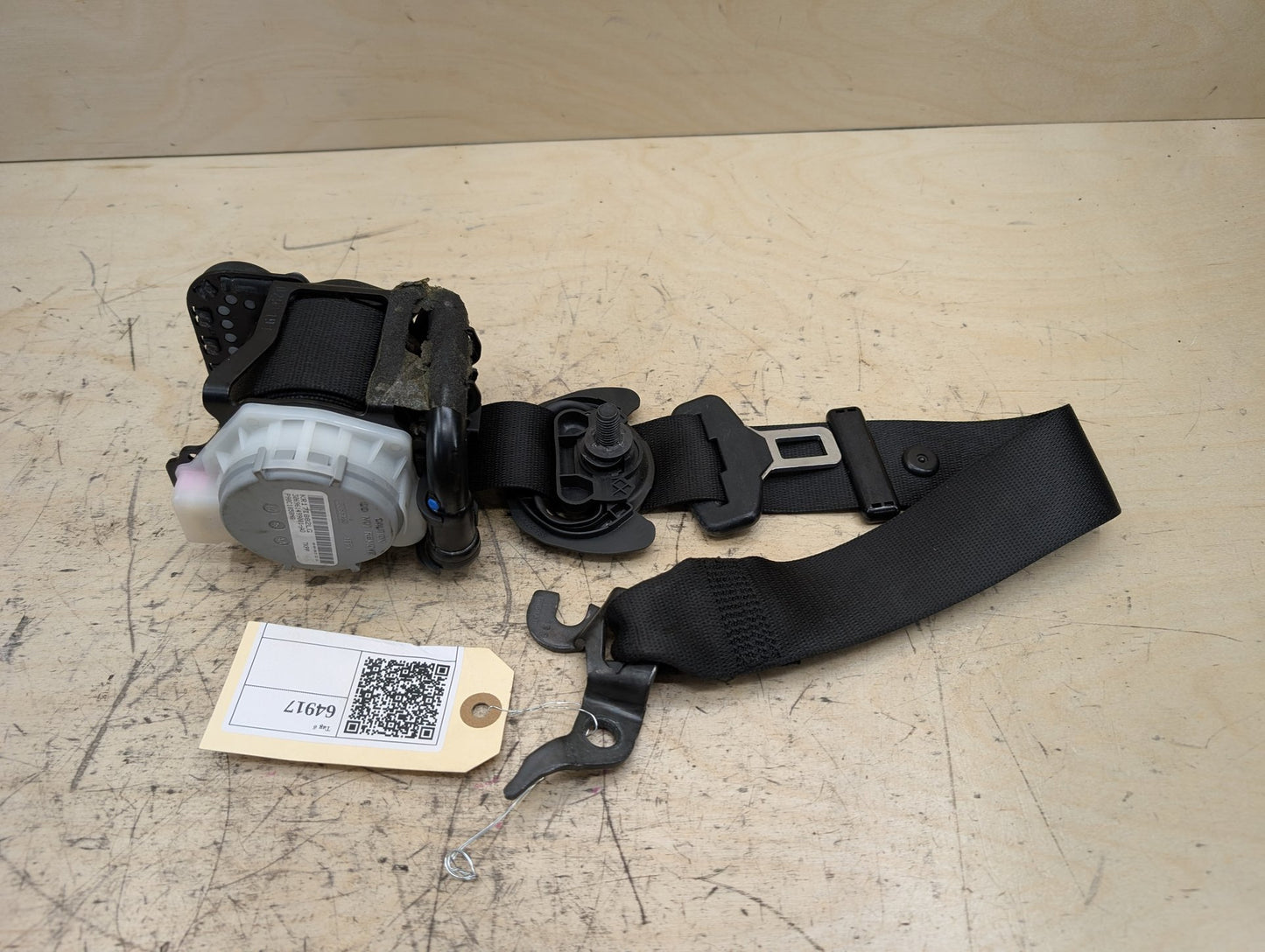 2011-2016 BMW X3 F25 Front Left Driver Seatbelt Seat Belt Retractor 7367249