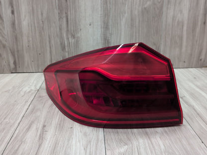 17-20 OEM BMW F90 G30 530 540 M550 M5 Rear Left Driver Side Outer Tail Light
