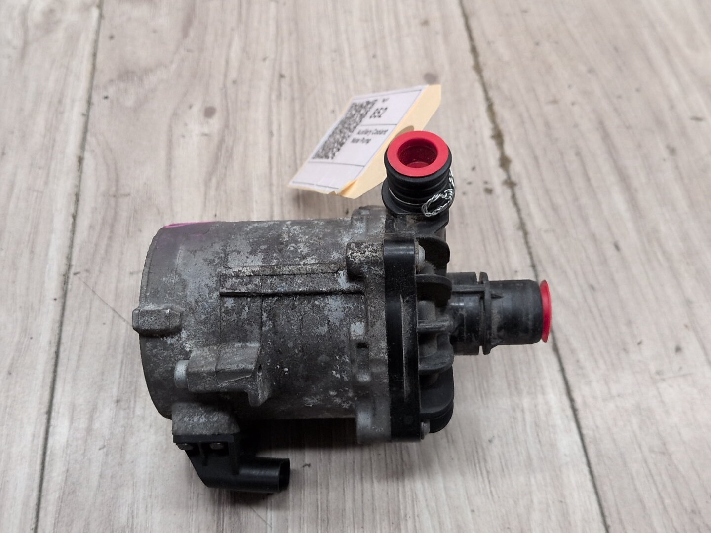 OEM BMW E70 F02 F06 F10 F15 F16 X5 Engine N63 S63 Auxiliary Coolant Water Pump