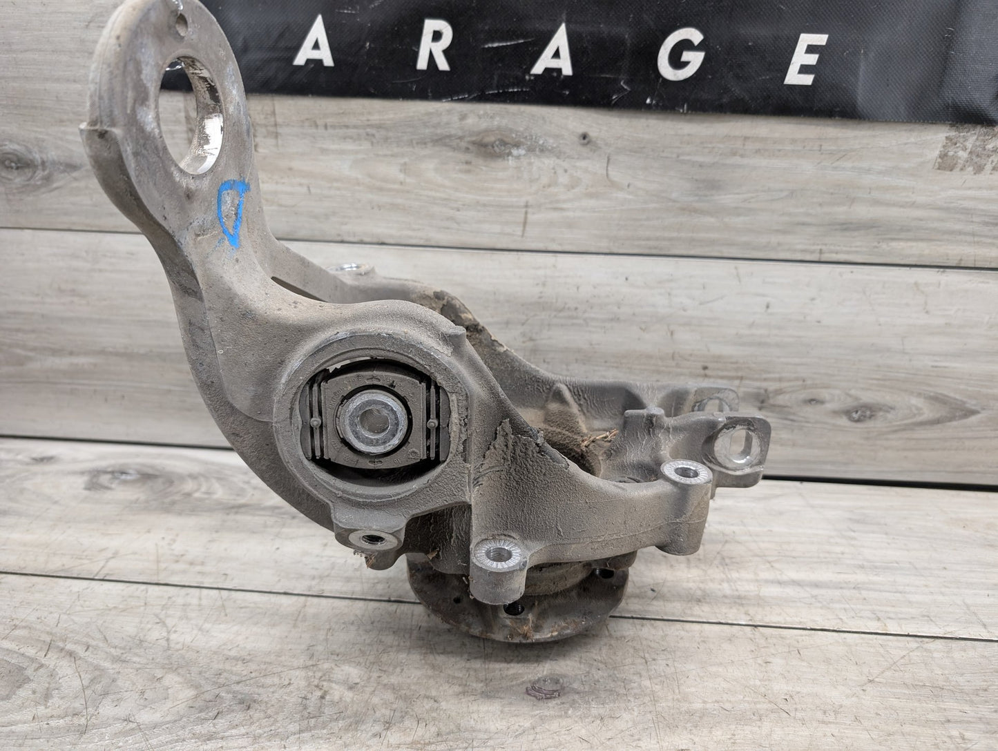 2008 - 2017 Audi S5 8T Rear Left Driver Spindle Knuckle w/ Bearing 8K0505435A