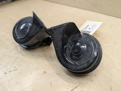 2012-2018 BMW 328i F30 Alarm Horns SET 7245423