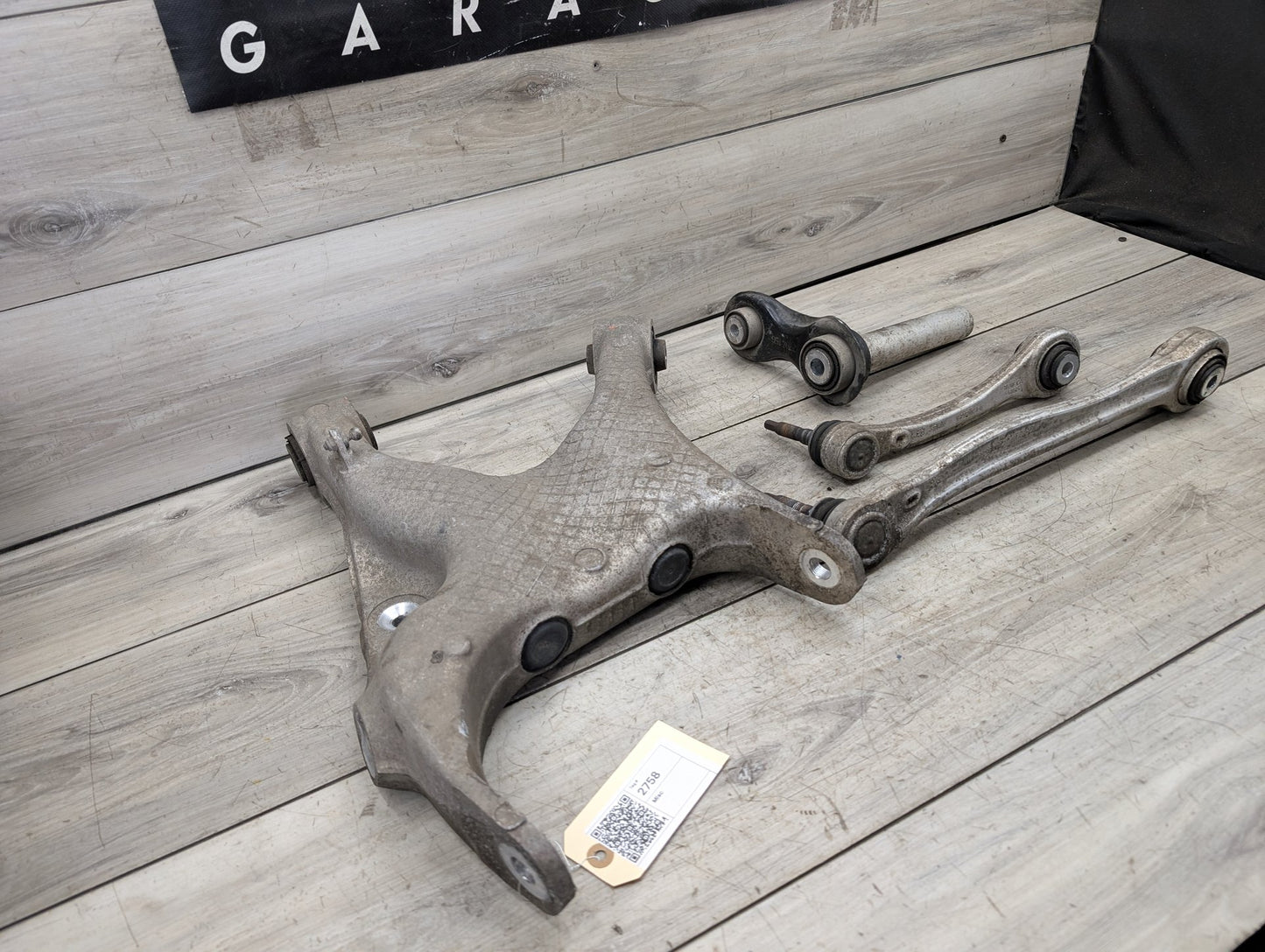 2014 - 2018 BMW X5 F15 Rear Right Passenger Control Arms SET 6770954 N63B44O1