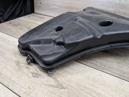 OEM BMW G12 G30 540 M550 750 M760 Windshield Wiper Washer Reservoir Tank Pump