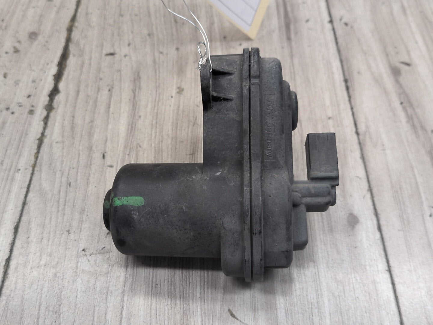 2018-2024 BMW X3 G01 Emergency Brake Actuator 6887383
