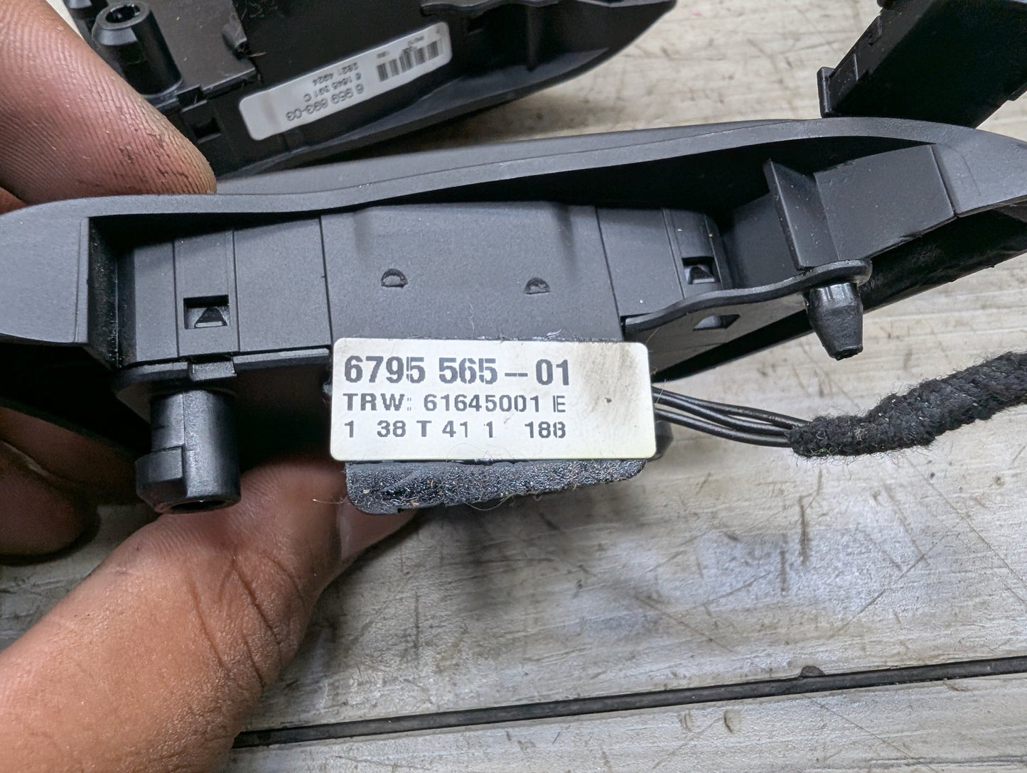 OEM BMW E84 E90 E91 328 335 Steering Wheel Multifunction Control Button Switch