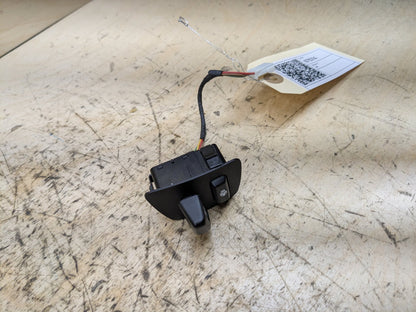 16-19 OEM BMW G11 G12 740 750 Steering Wheel Heat Heating Control Switch Module