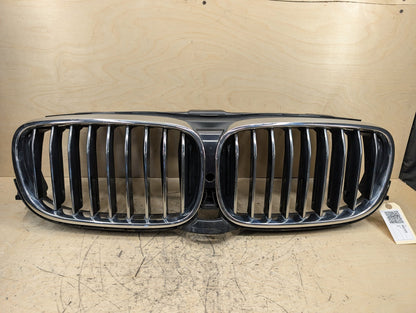 2016-2019 BMW 740i G12 Front Left Right Upper Bumper Cover Kidney Grilles SET 8091760 OEM