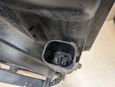 2012-2018 BMW 328i F30 Radiator Fan Shroud Housing w/ Motor 8621193