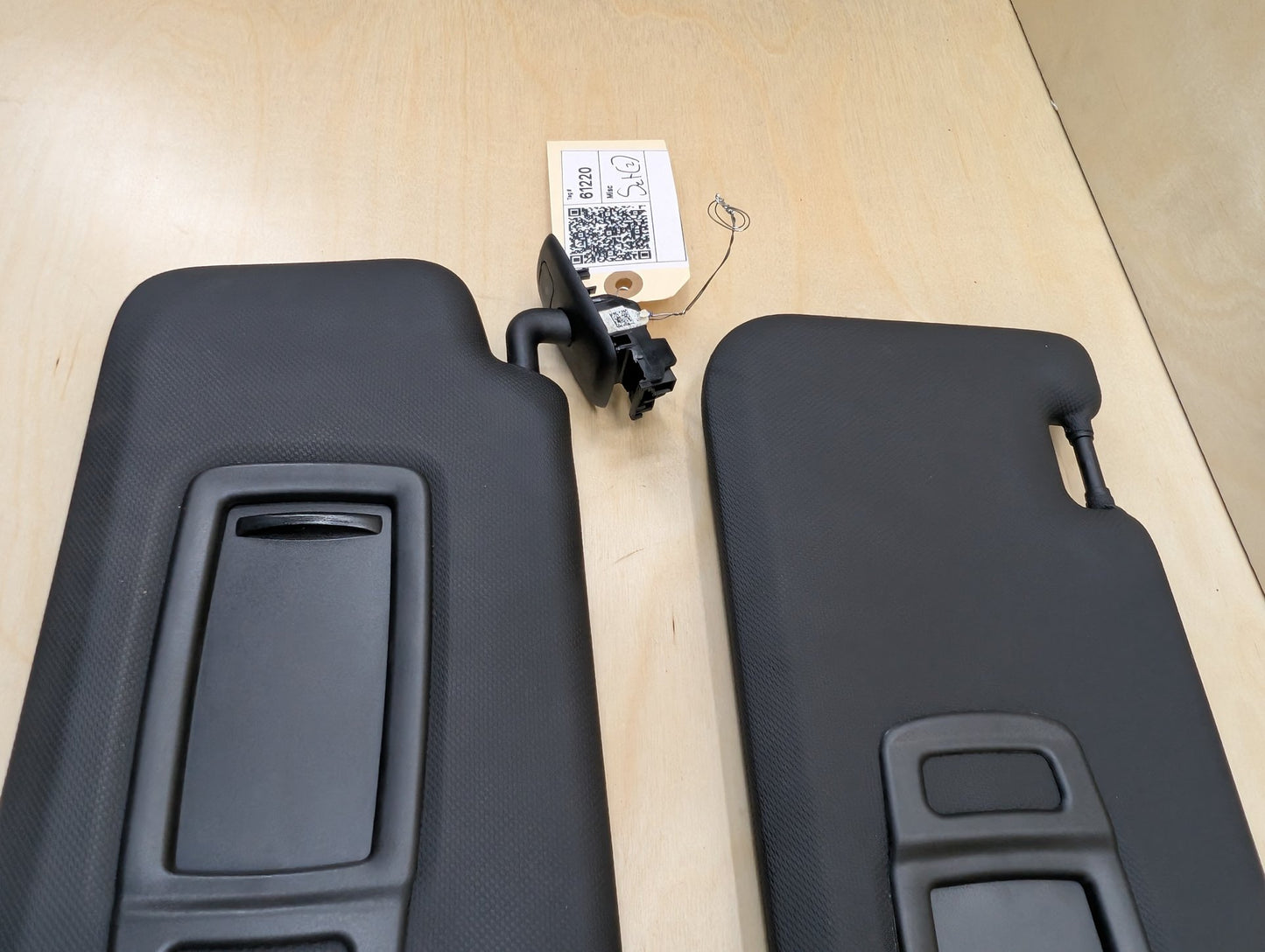 2018-2024 BMW X3 G01 Front Left Right Sun Visor SET 8071073