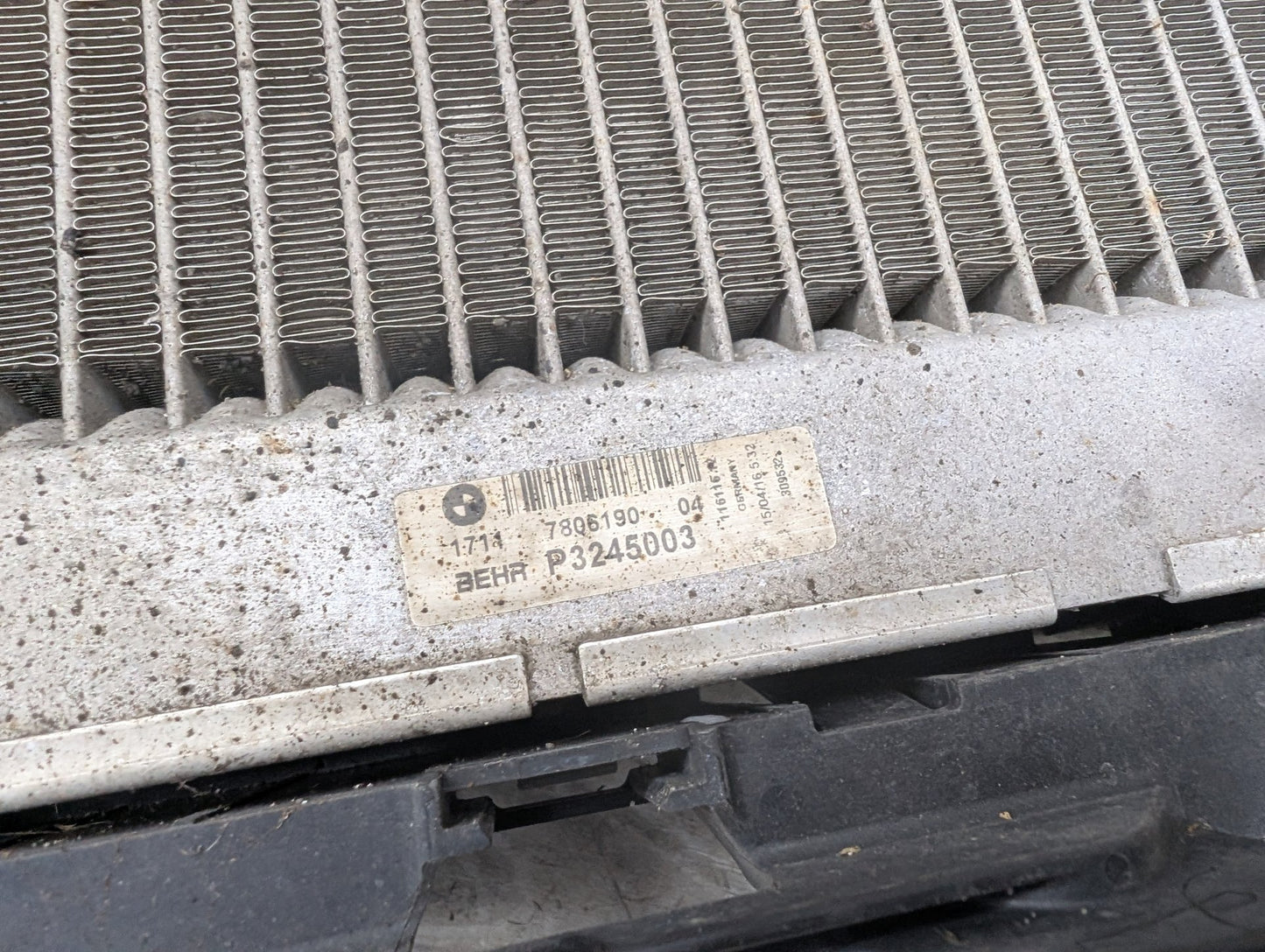 OEM BMW F80 F82 F83 F87 M3 M4 Secondary Auxiliary Radiator Coolant S55