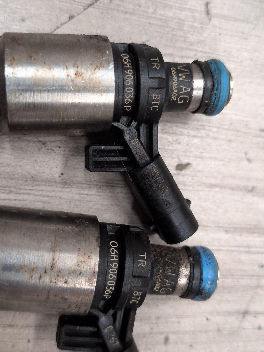 2015-2018 Audi 8U Q3 CCTA Engine Motor Fuel Injector Rail Line SET 06H906036P