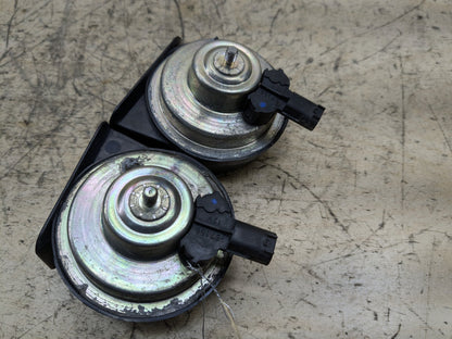 2007-2013 BMW 328i E92 Alarm Horns SET 7159421 OEM