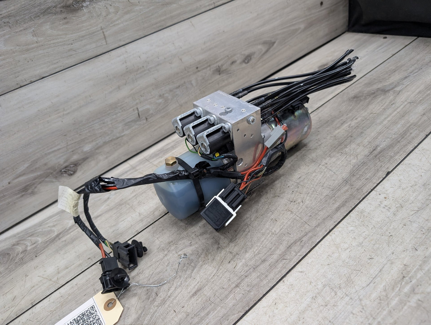 2008 - 2017 Audi S5 8T Convertible Pump Motor 8F0871791