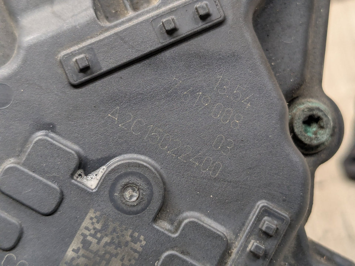 2018-2023 BMW G30 M550i N63B44O2 Engine Motor Throttle Body 7619008