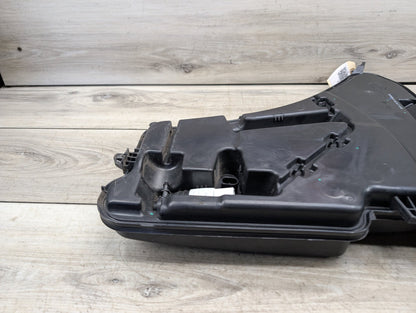 OEM BMW G12 G30 540 M550 750 M760 Windshield Wiper Washer Reservoir Tank Pump