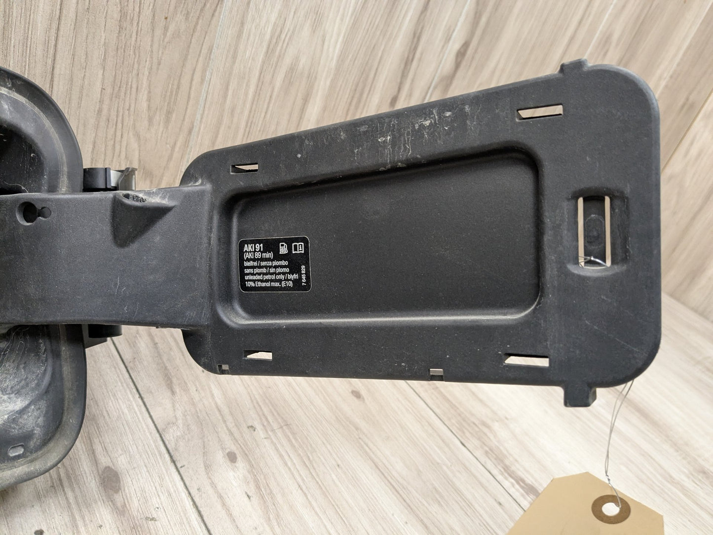 2019 - 2026 BMW X5 G05 Fuel Gas Tank Filler Cap 7440018 N63B44M3