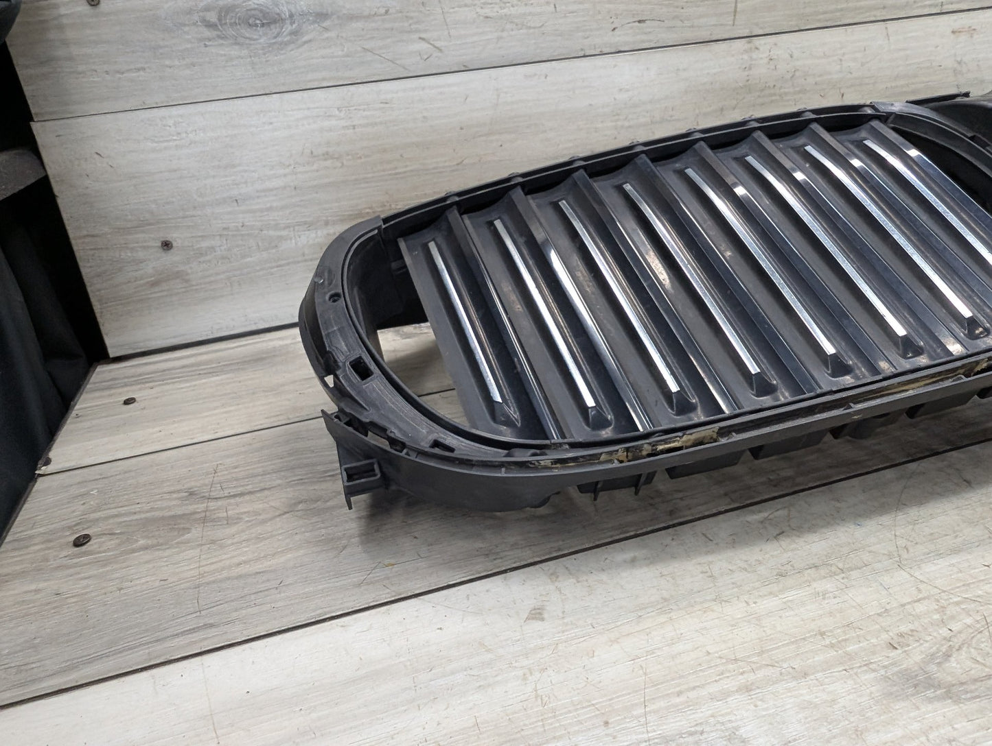 2016-2022 BMW 750Li G12 Front Bumper Radiator Air Flap Shutter 7347374