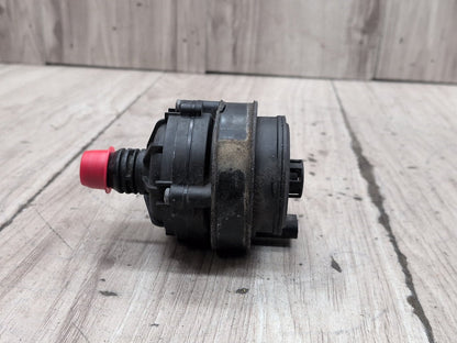*OEM BMW G01 G05 G20 G22 G30 G42 G80 G82 G83 M3 M4 Engine Auxiliary Water Pump