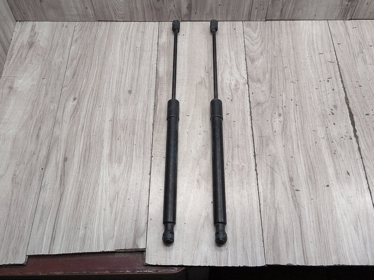 2015-2018 Audi Q3 8U Rear Left Right Liftgate Trunk Lid Strut Shock Supports SET 8U0827552A