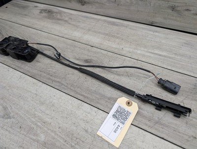 2008-2017 Audi S5 8T Hood Bonnet Safety Lock Latches SET 8T1823746 OEM