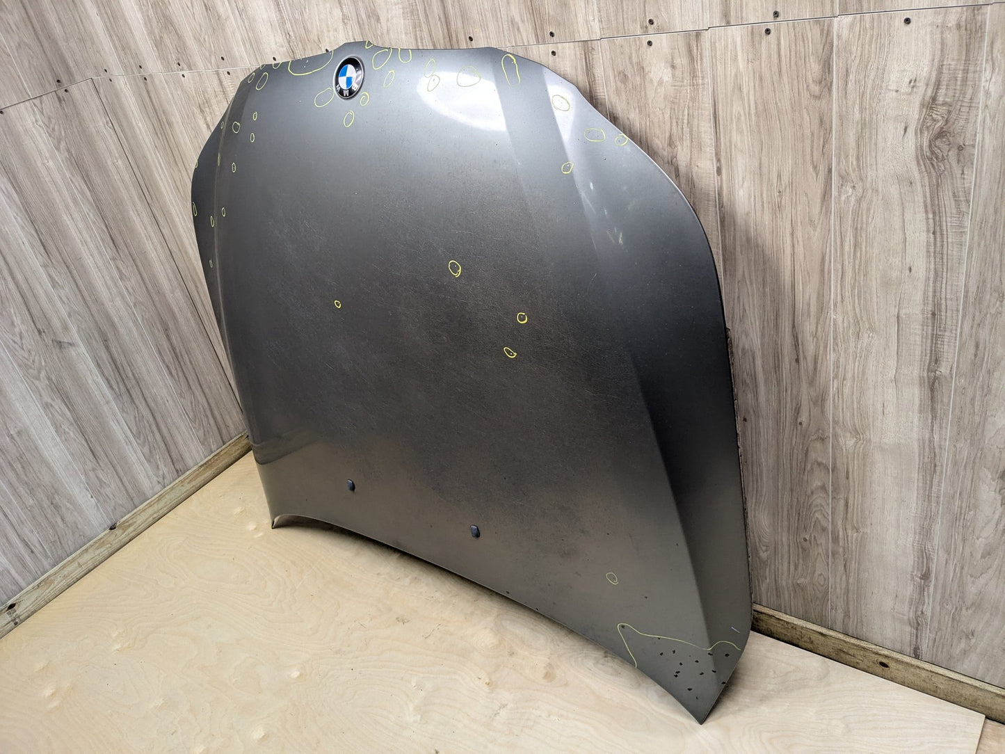 04-10 BMW E60 Hood Bonnet Shell Panel Grey A52