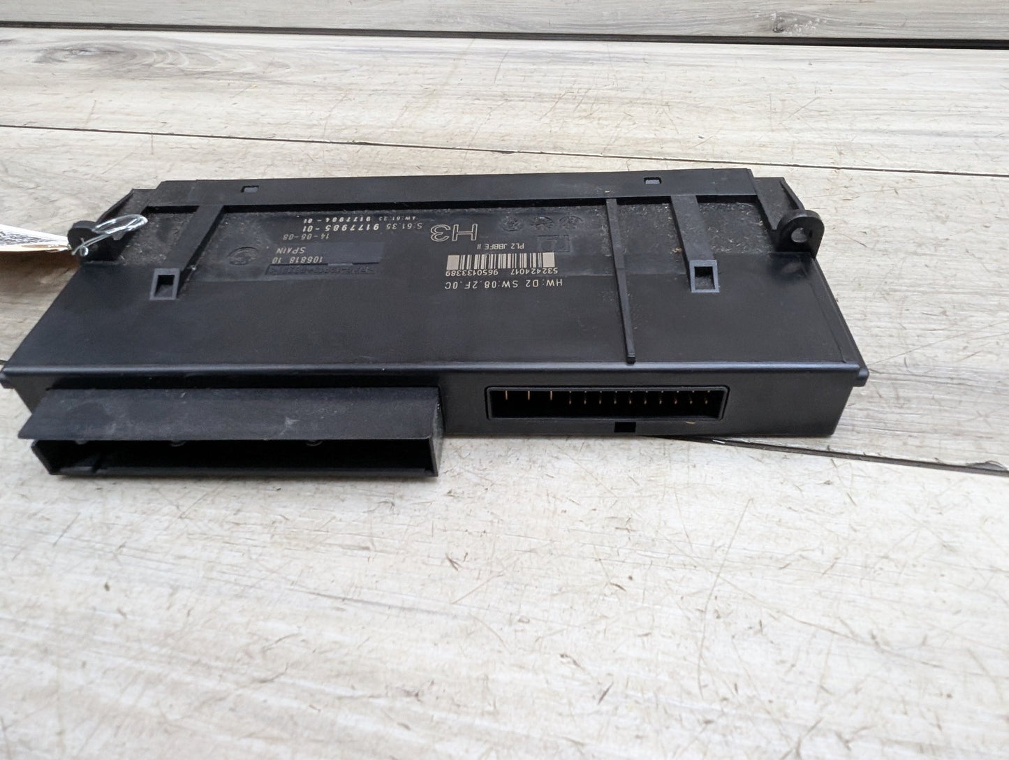 2007-2013 BMW 328i E93 BCM Body Control Module 9177985