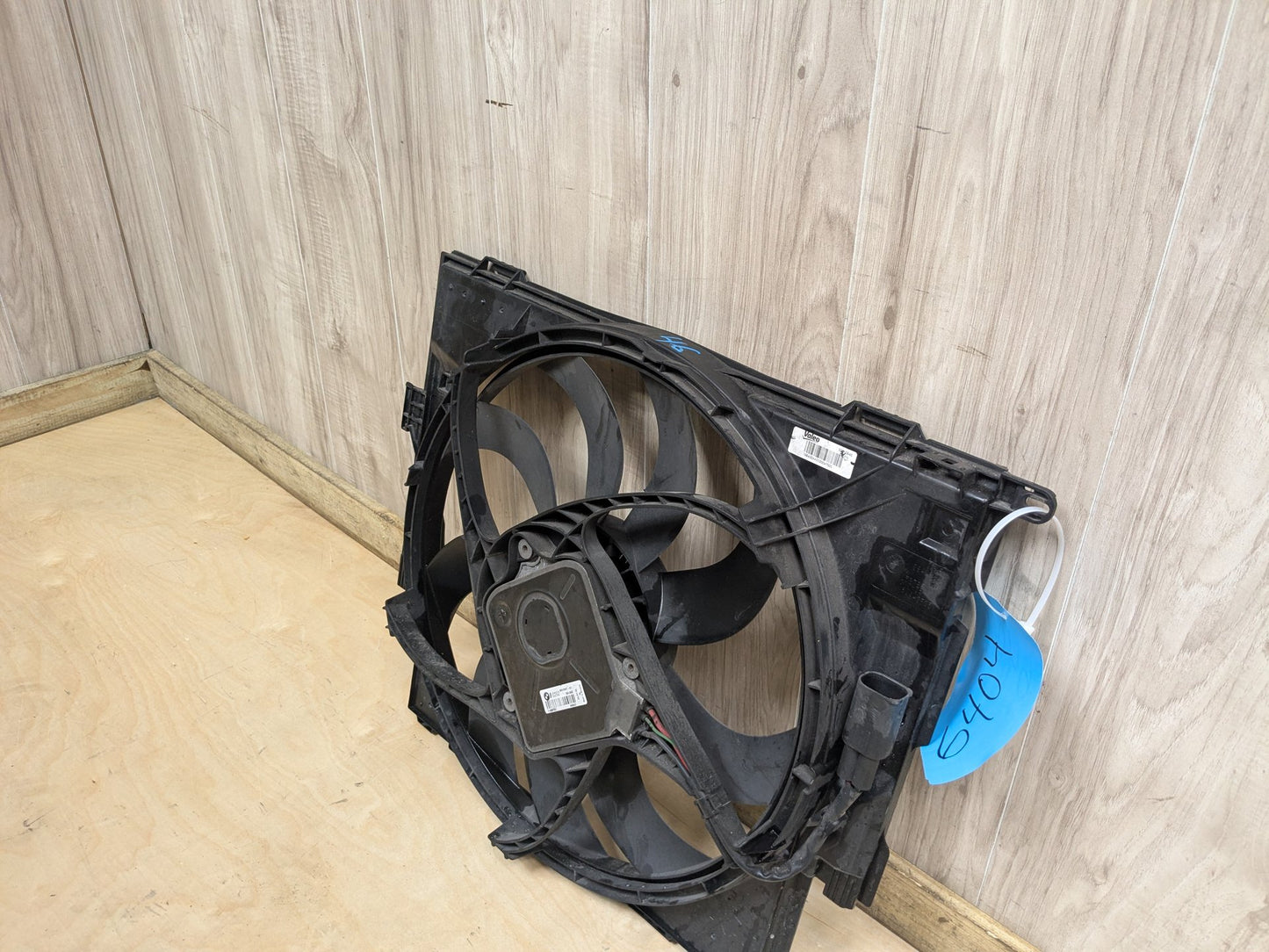 2014-2020 BMW 435i F32 Radiator Fan Shroud Housing w/ Motor 8641964