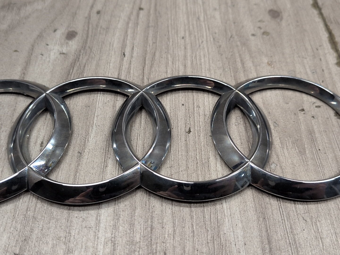 2013 - 2017 Audi S5 8T Emblem Badge Symbol Logo 8T0853742D CTUB