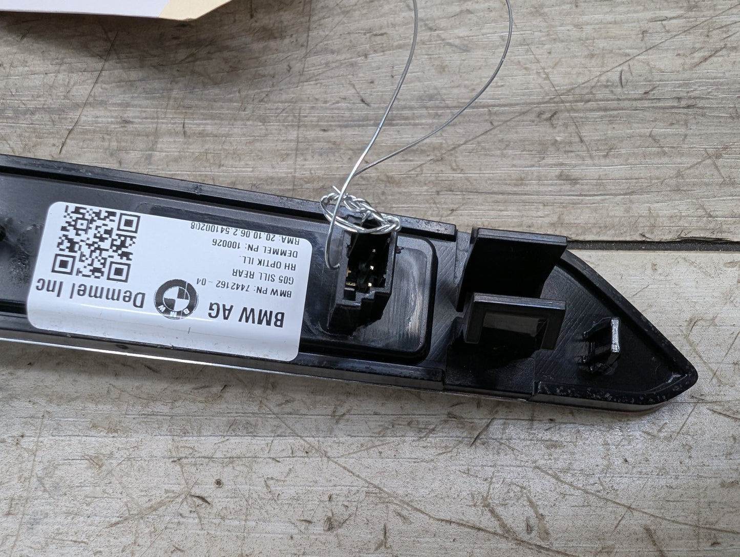 2019-2026 BMW X5 G05 Rear Left Driver Scuff Plate Door Sill 7442162