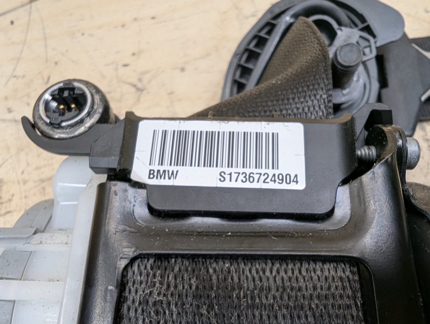 2011-2016 BMW X3 F25 Front Left Driver Seatbelt Seat Belt Retractor 7367249