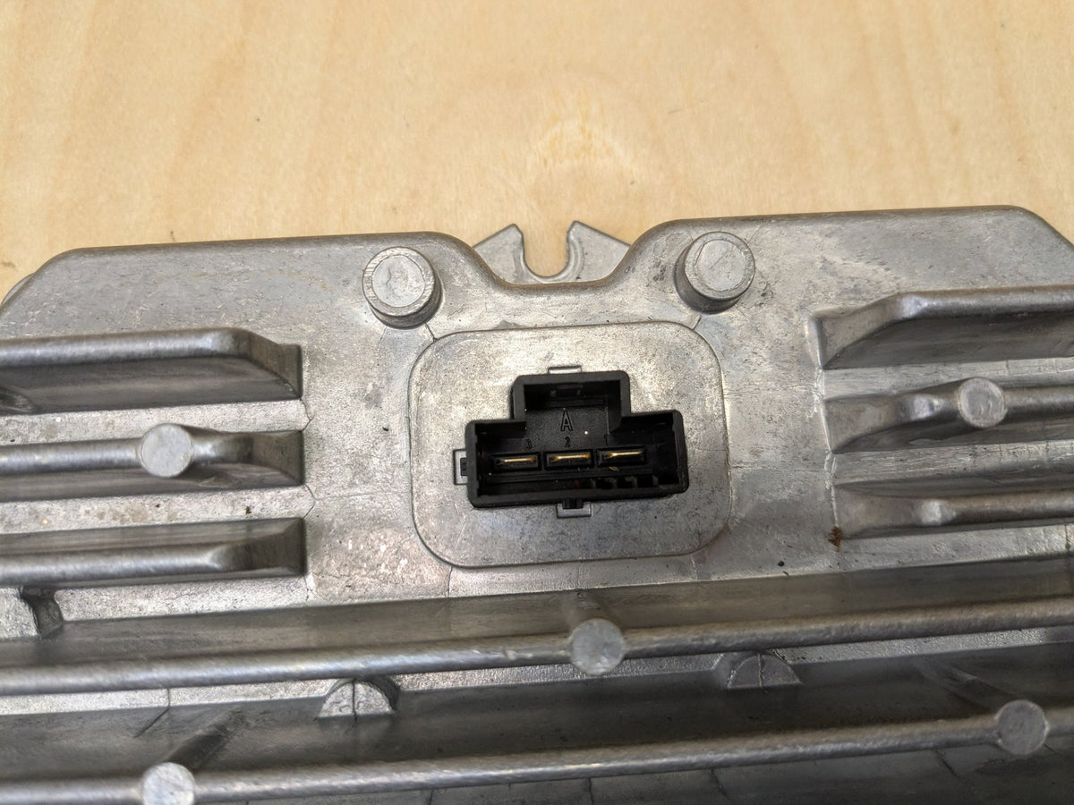 14-19 OEM BMW F15 F16 F85 F86 X5 X6 X5M Transformator Voltage Converter Module