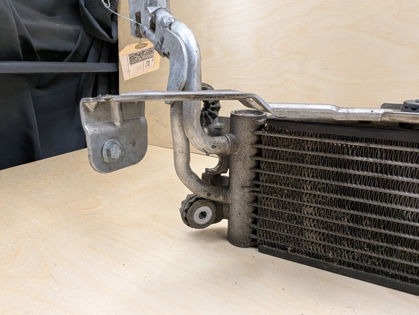 *OEM BMW E84 E90 E92 E93 Right Passenger Engine N54 N55 S65 Oil Cooler Radiator
