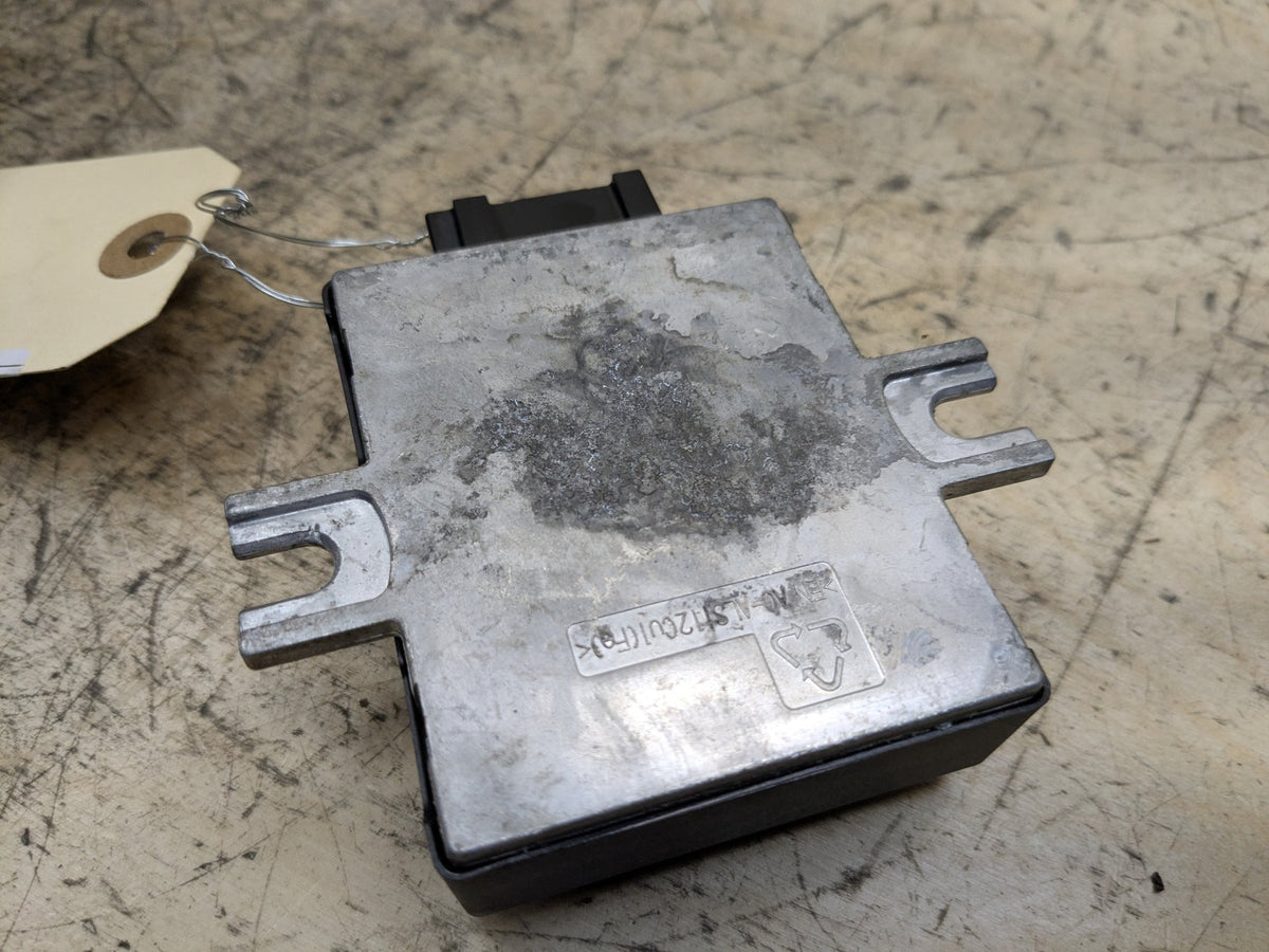 PRE-LCI OEM BMW G01 G12 G30 530 540 M550 740 750 X3 Fuel Pump Control Module