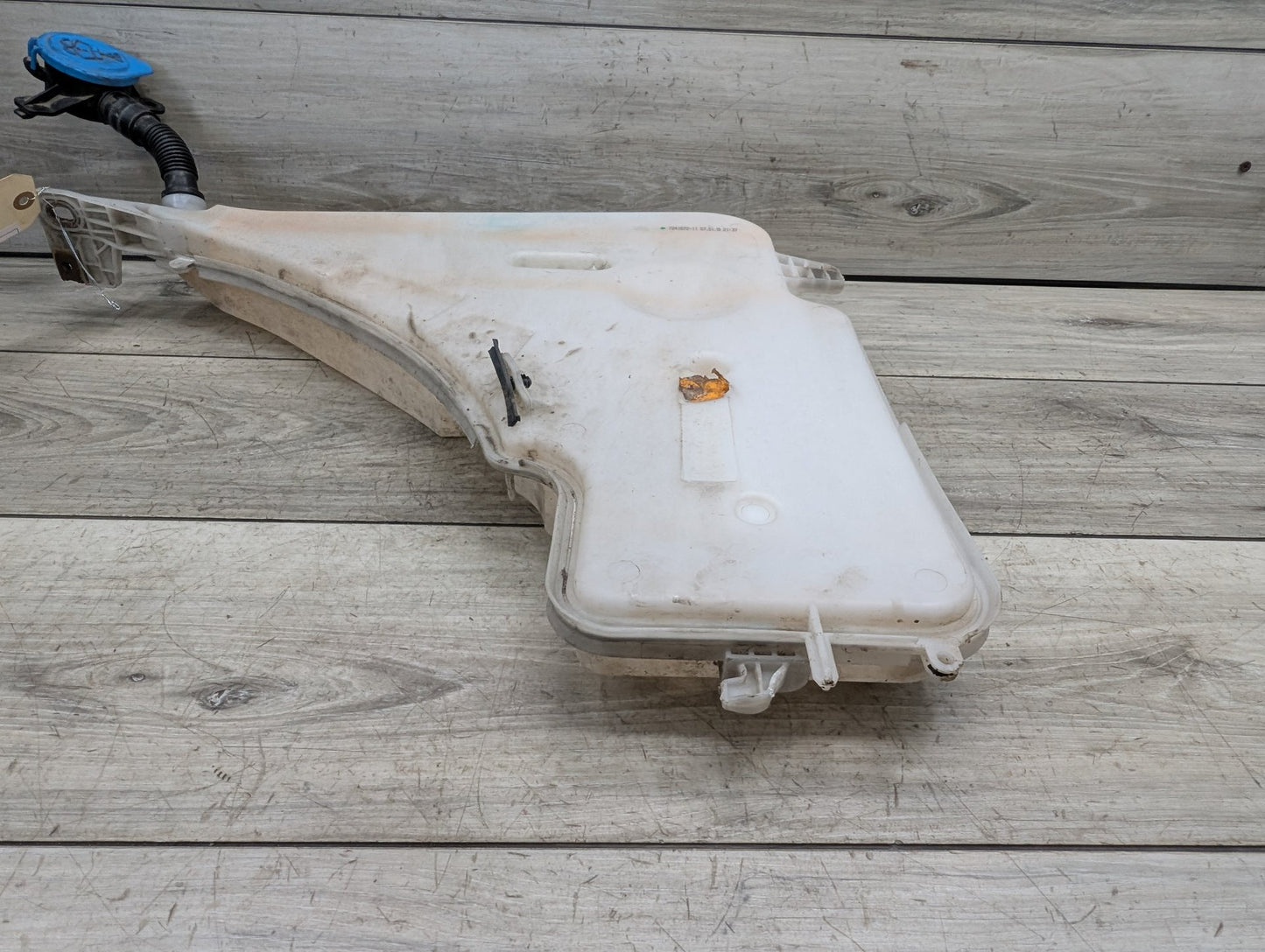 2012-2018 BMW 340i F30 Windshield Reservoir Tank Assembly 7241672