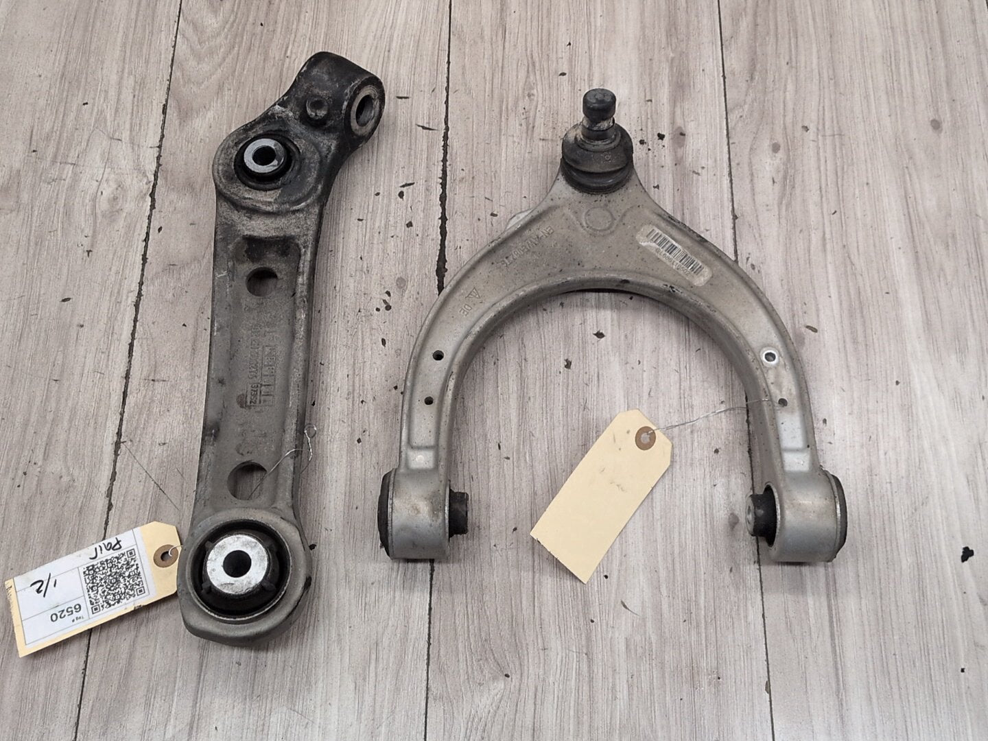 2017-2023 BMW M550i xDrive G30 Front Left Driver Lower Control Arms Wishbone SET 6861173