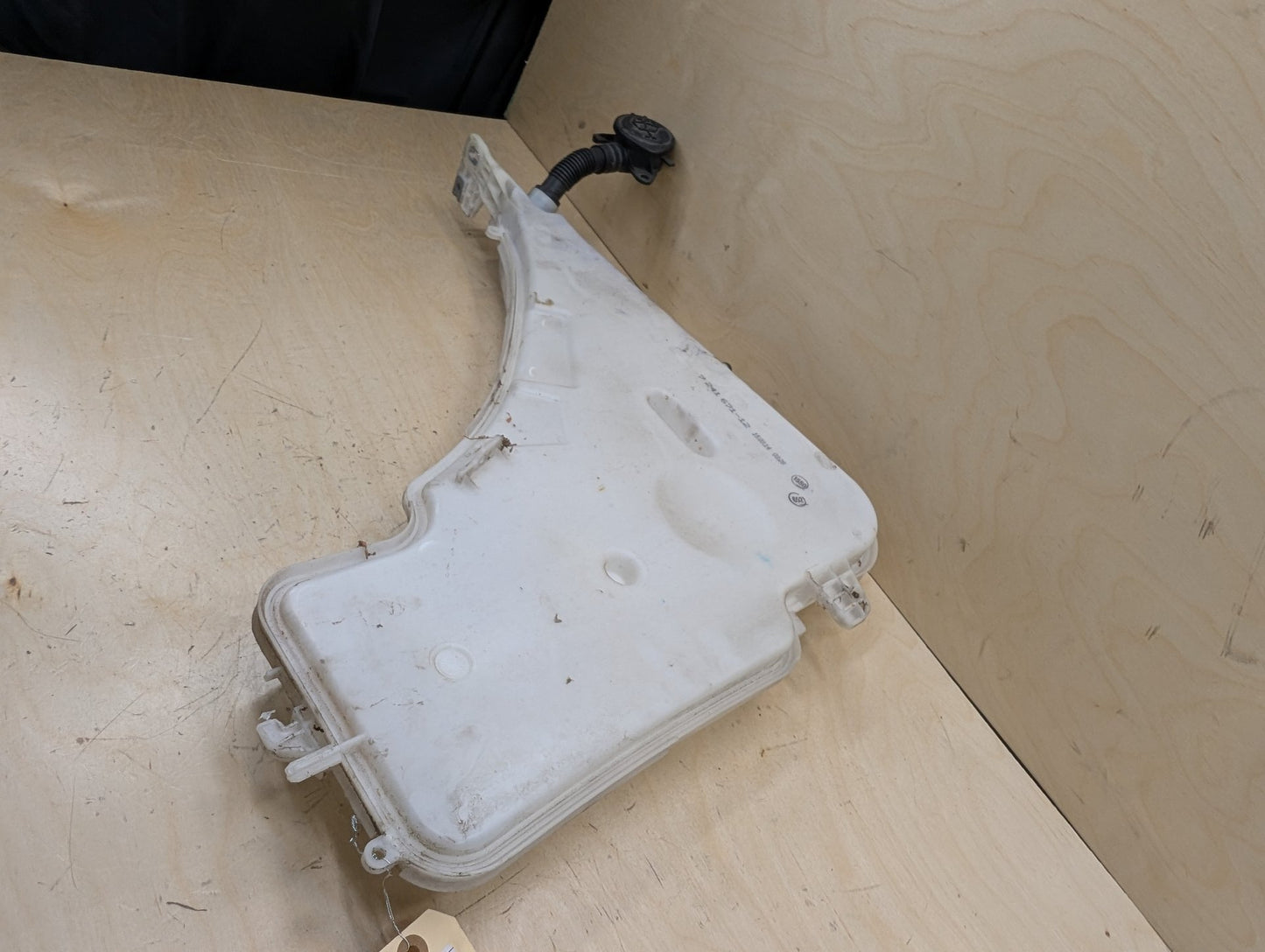 OEM BMW F30 F32 F36 F80 F82 M2 M3 M4 Windshield Washer Fluid Tank Reservoir