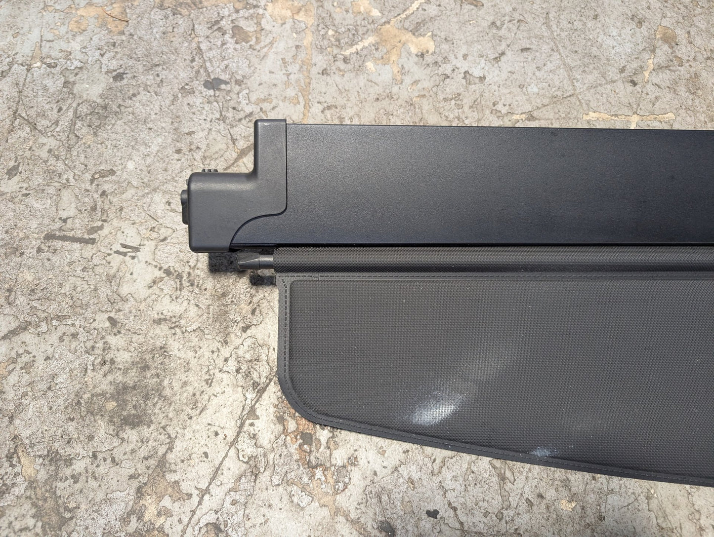 11-17 OEM BMW F25 X3 Rear Trunk Retractable Cargo Luggage Shade Roller Cover