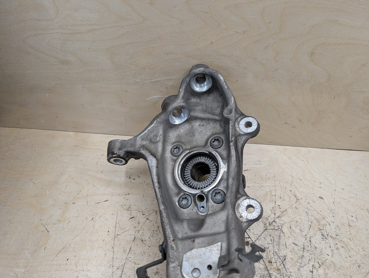 OEM BMW F95 G05 G06 G07 G09 X5 X7 Front Left Driver Hub Spindle Knuckle Bearing