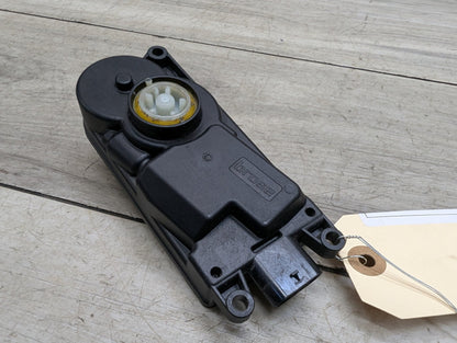 OEM BMW G30 530 540 M550 G12 740 750 M760 Upper Grille Air Flap Motor Actuator