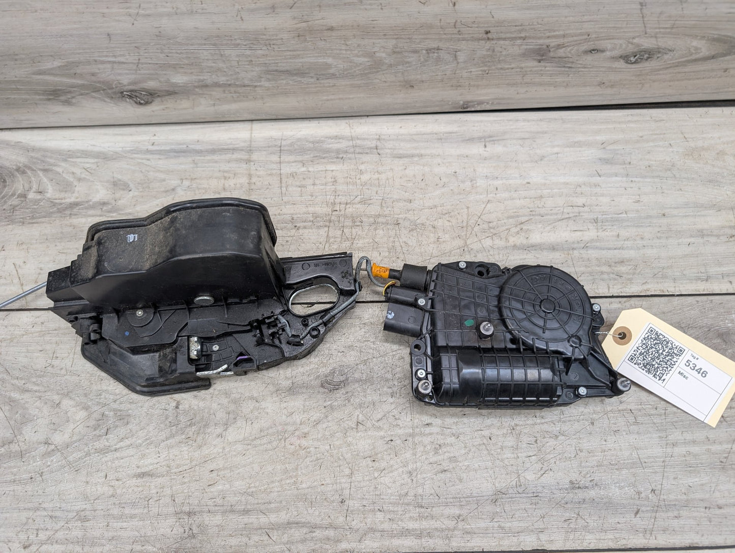 2007-2013 BMW X5 E70 Rear Right Passenger Door Latch Lock Actuator w/ Soft Close 7315024