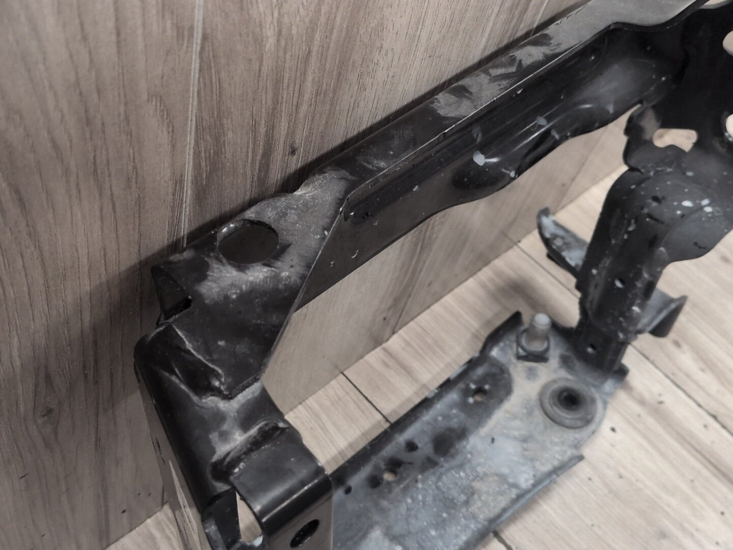 OEM BMW G20 G22 G23 G26 Front Left Driver Radiator Reinforcement Support Bracket